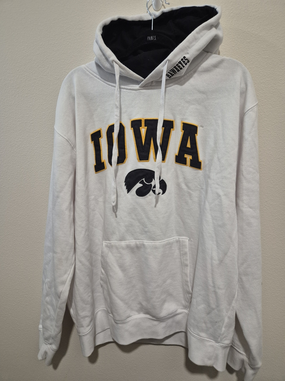 Stadium Athletics Black and White Iowa Hawkeyes Logo Tag XXL Shirt